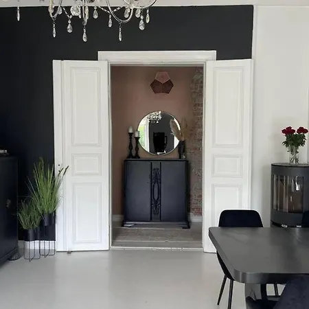 Apartment Cozy By Royal Palace *